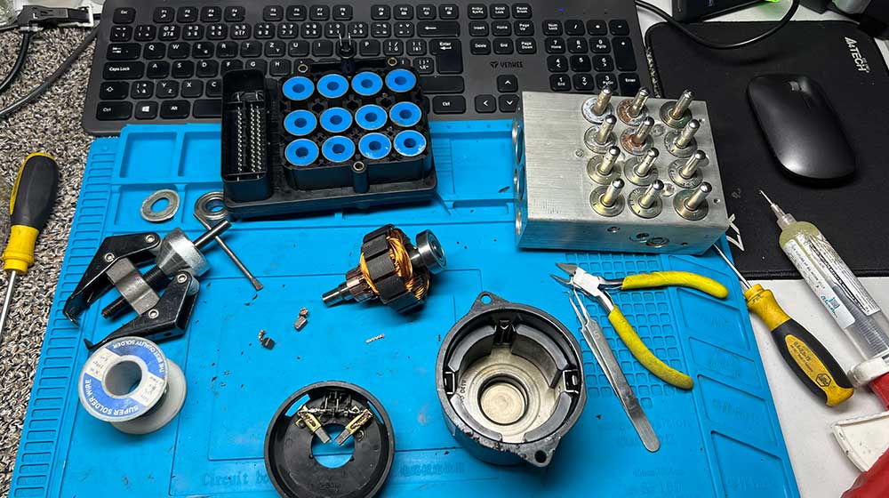 Oprava hydraulické části jednotky ABS/ESP